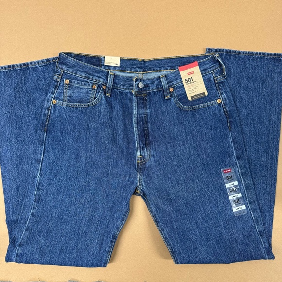 HOST PICK! ICONIC LEVIS 501 JEANS DARK STONE WASH - Picture 5 of 10